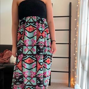 black/patterned maxi dress